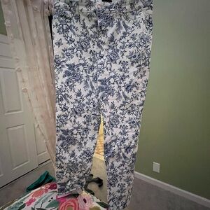 Elegant Blue Floral Trousers